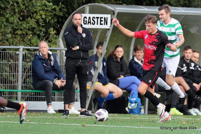 𝗥𝗼𝗯𝗯𝗲𝗿𝘁 𝗕𝗿𝗲𝗲𝗱𝗶𝗷𝗸 𝘃𝗲𝗿𝘁𝗿𝗲𝗸𝘁 𝗯𝗶𝗷 𝗦.𝗖. 𝗕𝘂𝗶𝘁𝗲𝗻𝘃𝗲𝗹𝗱𝗲𝗿𝘁 𝗭𝗮𝘁𝗲𝗿𝗱𝗮𝗴 𝟭